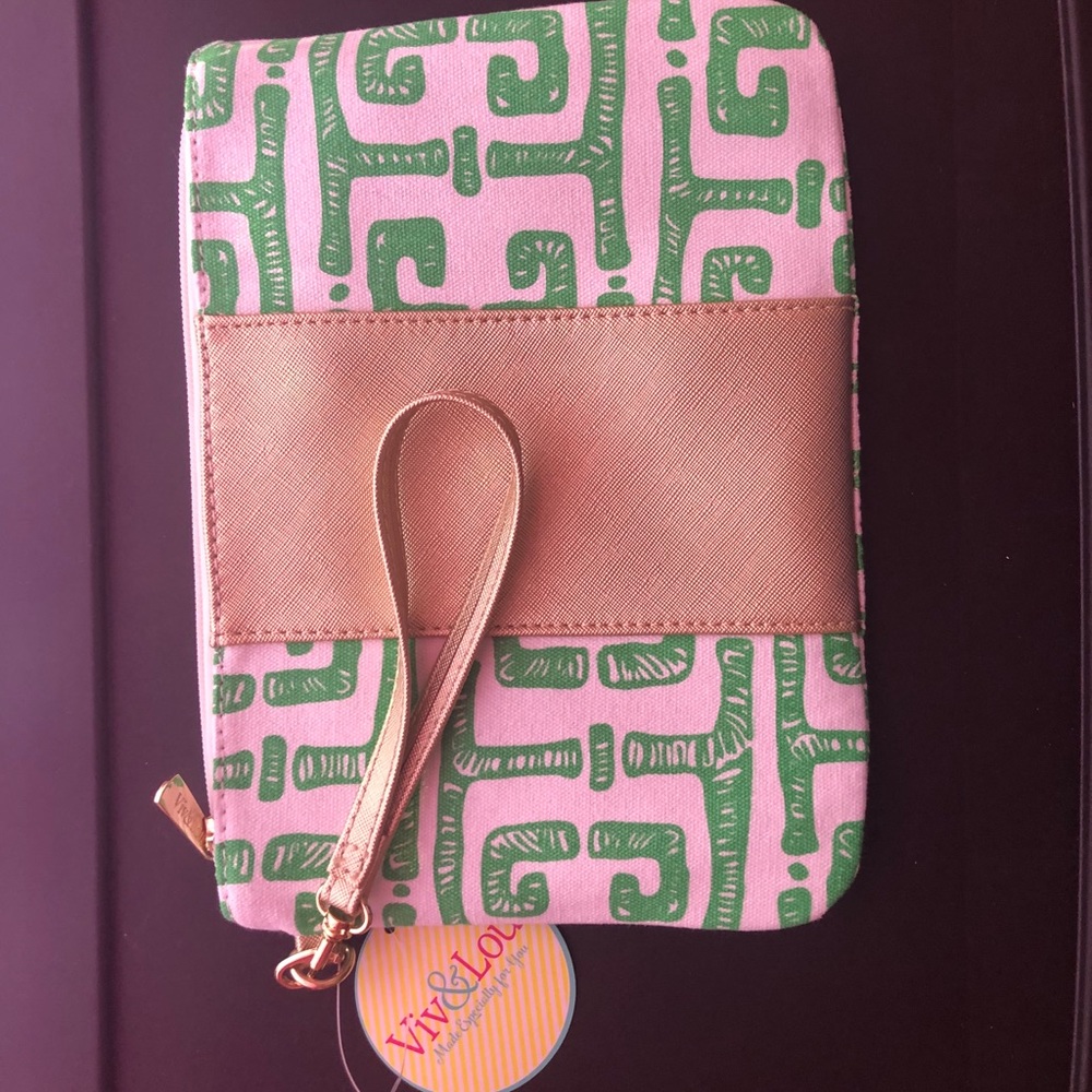 Viv & Lou large wristlet